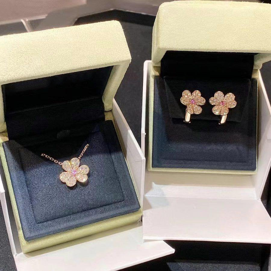 [Vera Jewelry]FRIVOLE ROSE GOLD FLOWER DIAMOND NECKLACE