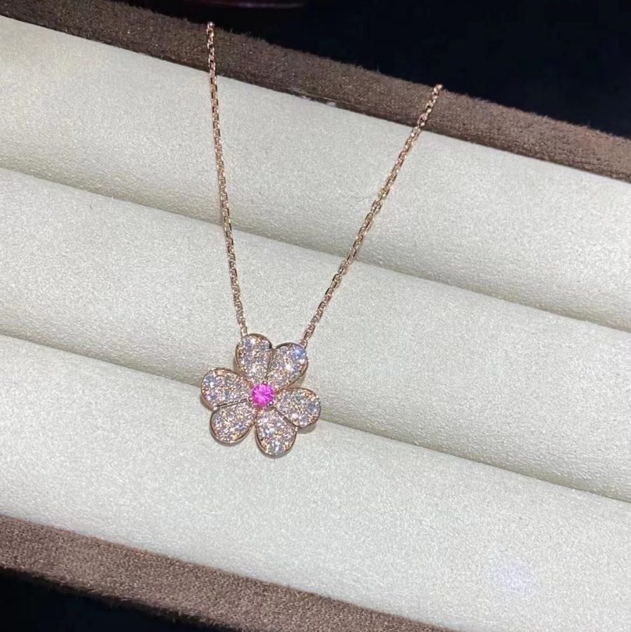 [Vera  Jewelry]FRIVOLE ROSE GOLD FLOWER DIAMOND NECKLACE