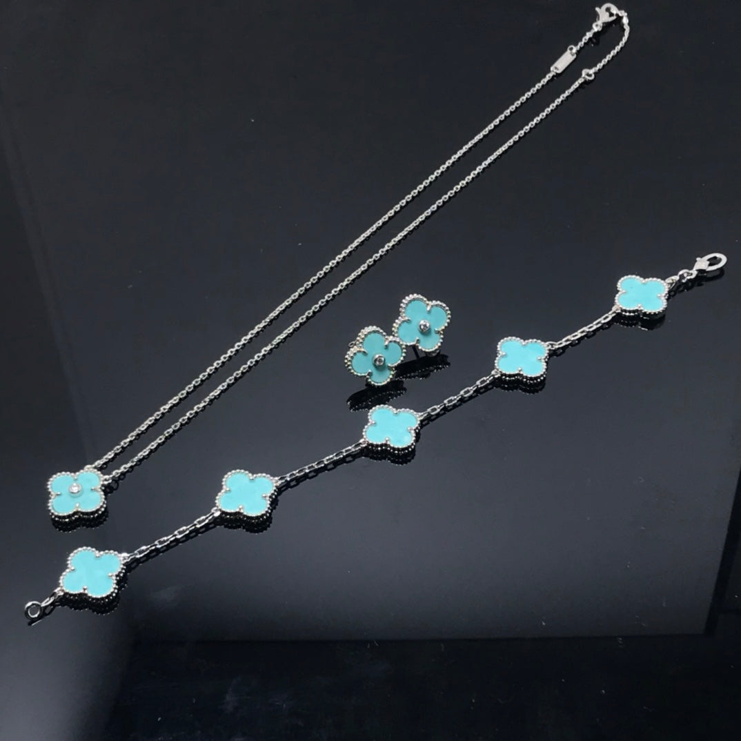 [Vera  Jewelry]CLOVER 1 DIAMOND BLUE SKY SILVER EARRINGS